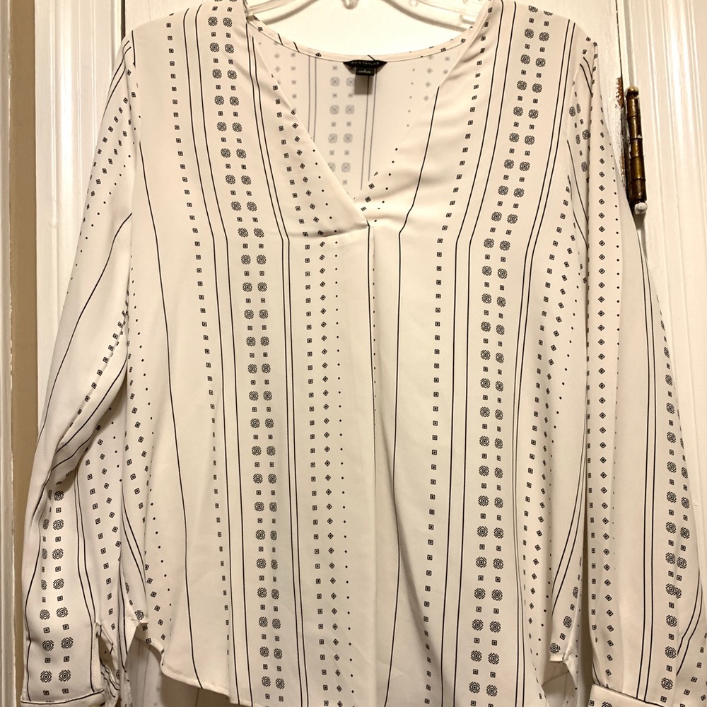 Ann Taylor Black and Off-White Blouse